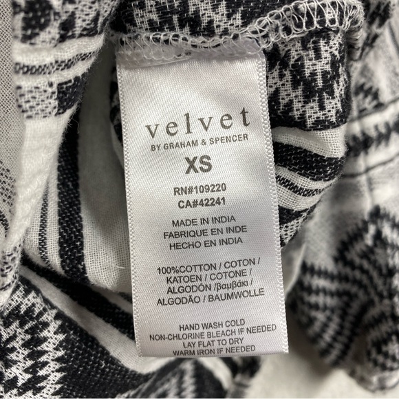 Velvet by Graham & Spencer Aztec Southwestern Peasant Blouse Sz XS - Picture 5 of 5